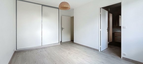 2 bedrooms Apartment in Chatou, France No. 351379 4