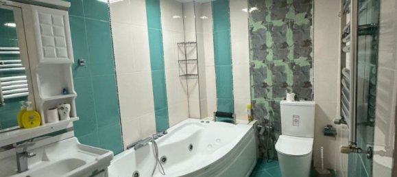 Квартира с 3 спальнями в Насиминский район, Азербайджан № 1235 2