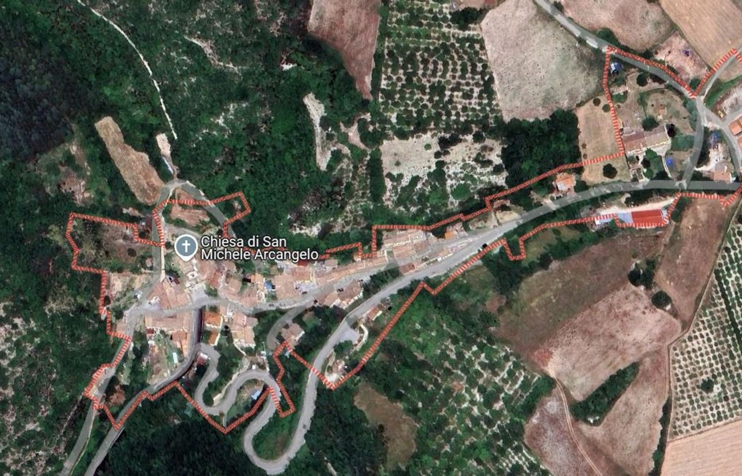 Casa de 5 habitaciónes en Foligno, Italy No. 47277