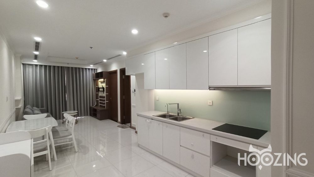  Office in Binh Thanh, Vietnam No. 16387