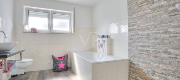 Квартира с 2 спальнями в Хайльбронн, Германия № 329068 12