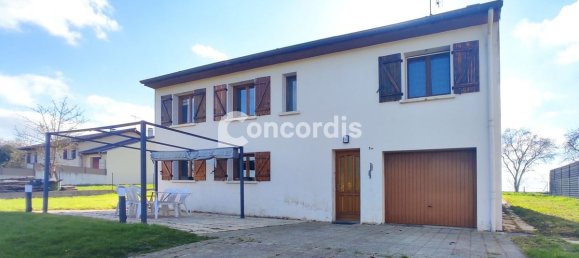 5 bedrooms House in Toul, France No. 329641 18