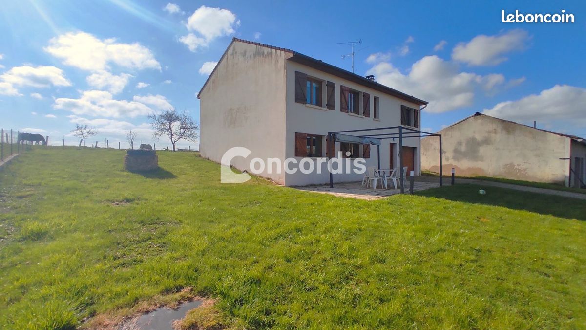 5 bedrooms House in Toul, France No. 329641