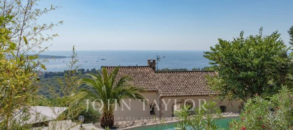 4 bedrooms Villa in Vallauris, France No. 195126 11