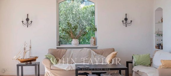 4 bedrooms Villa in Vallauris, France No. 195126 4