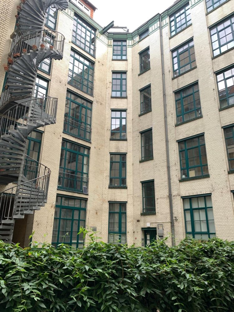 Imóvel comercial de 1 divisão em Neukolln, Germany N.º 276676