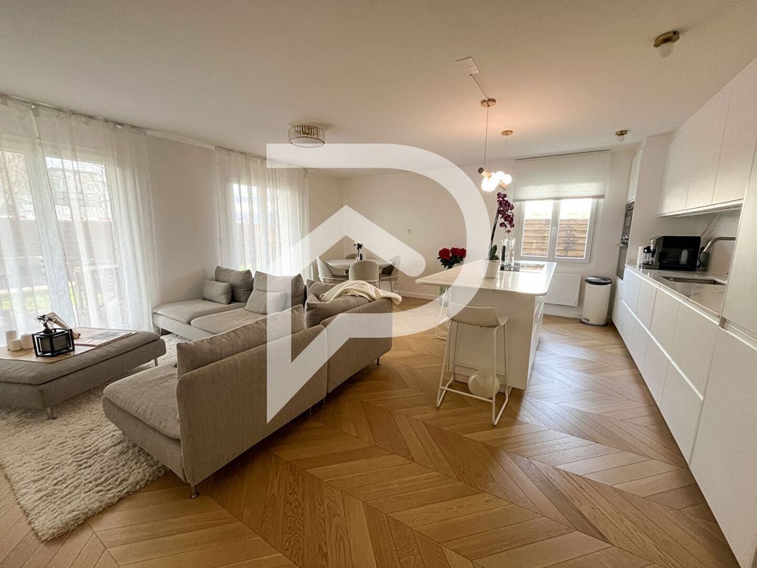 3 Schlafzimmer Wohnung in Aulnay-sous-Bois, France, Nr. 144839