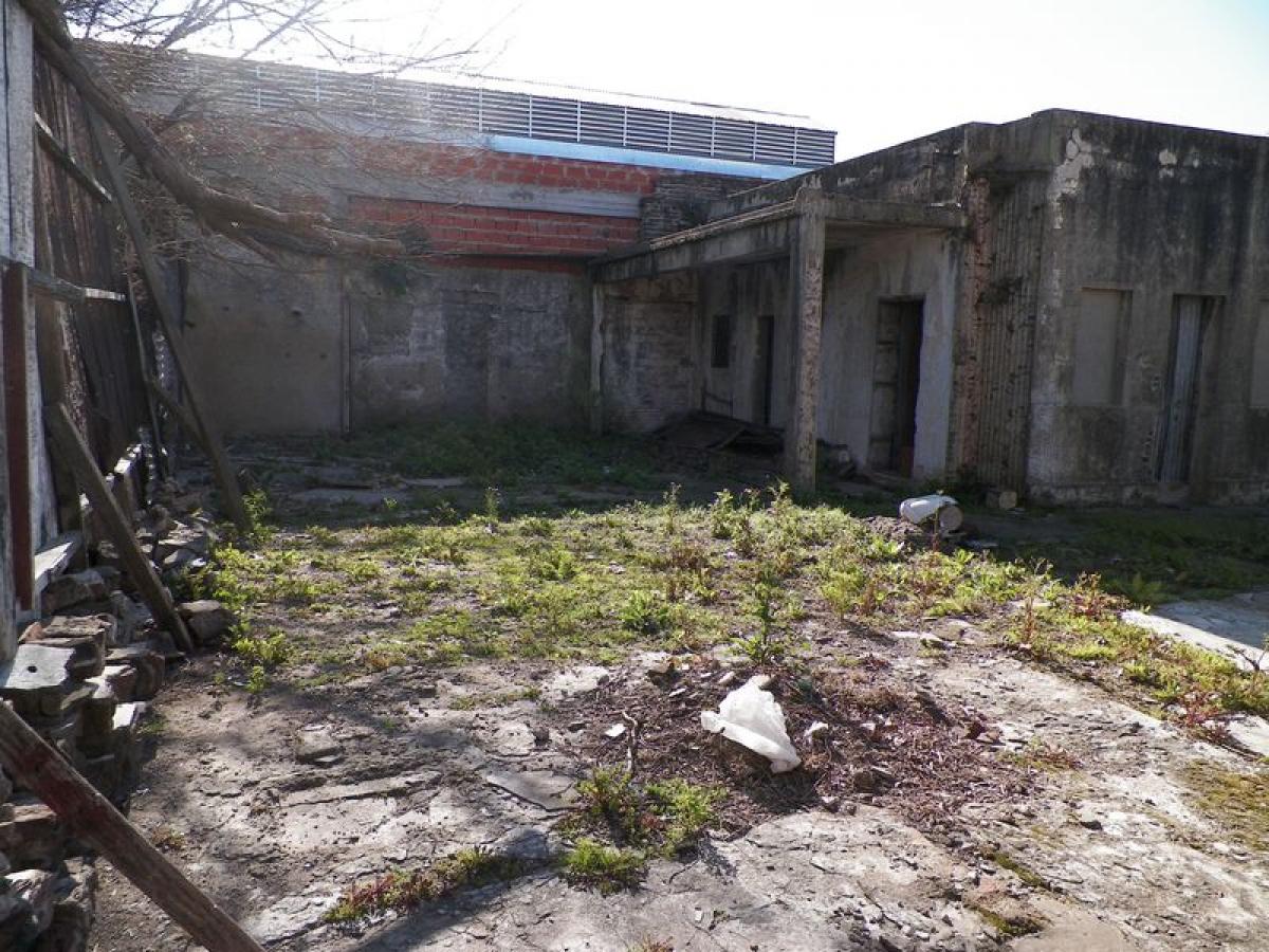  قطعة أرض في Avellaneda, Argentina رقم 37759