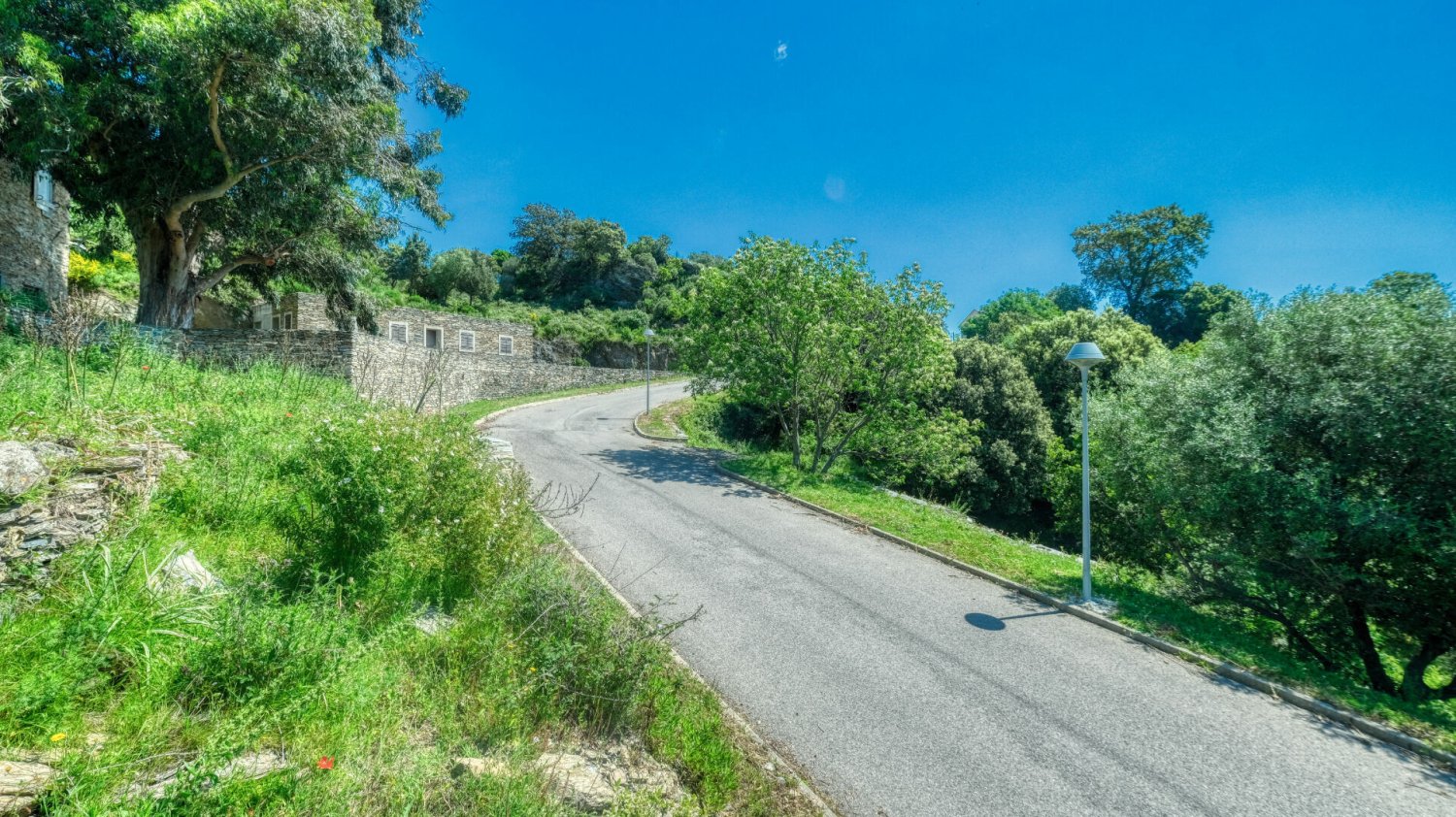  Land in Bastia, France No. 92113