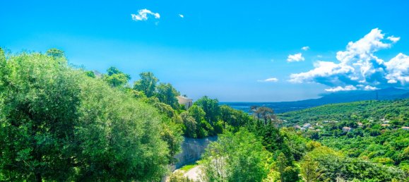  Land in Bastia, France No. 92113 2