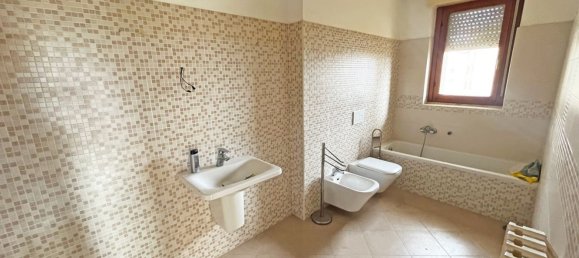 3-Zimmer Wohnung in Pieve Emanuele, Italy, Nr. 136820 12