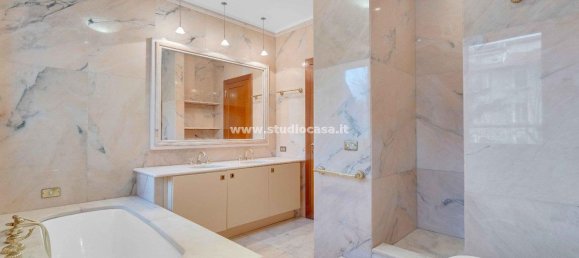 5 غرف نوم شقة في Milan, Italy رقم 364244 22