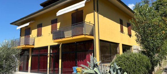 5 bedrooms Villa in Borghi, Italy No. 328530 6