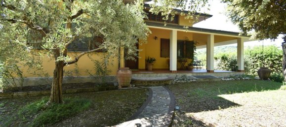 5 bedrooms Villa in Borghi, Italy No. 328530 3