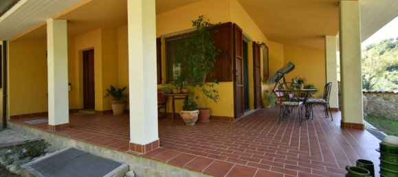 5 bedrooms Villa in Borghi, Italy No. 328530 4