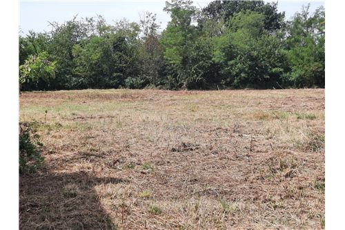 Grundstück in Turbigo, Italy 7925m², Nr. 308528