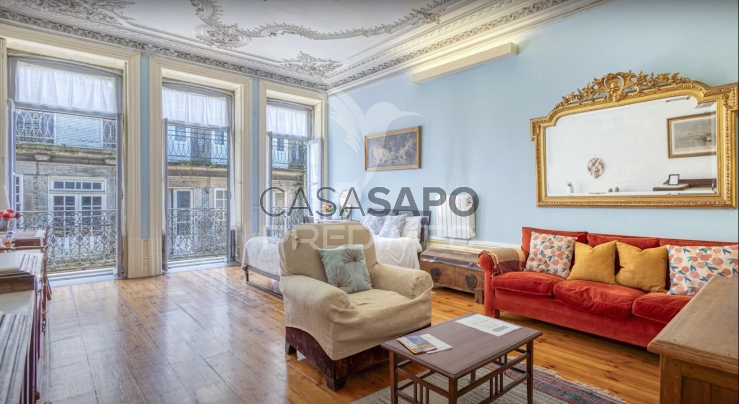 Bâtiment à Quarteira, Portugal 800m² No. 194632