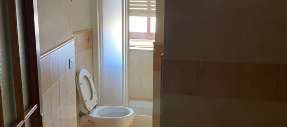 5 rooms Apartment in Rome, Italy No. 46227 26