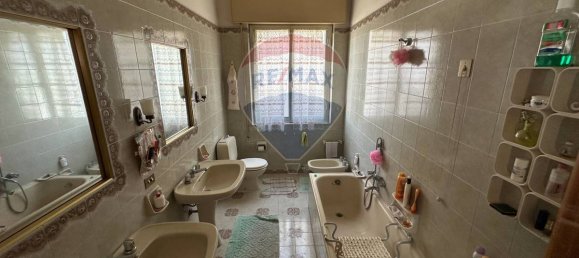 Apartamento de 3 dormitorios en Syracuse, Italy No. 246547 8