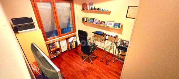 Apartamento de 3 dormitorios en Parma, Italy No. 63721 5