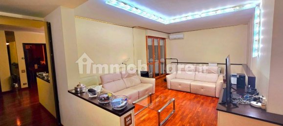 Apartamento de 3 dormitorios en Parma, Italy No. 63721 10