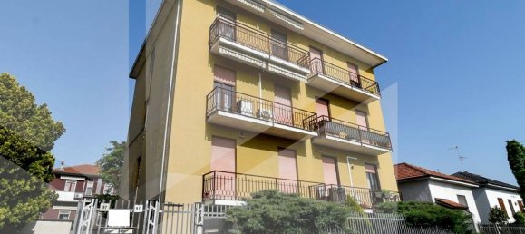 3 rooms Apartment in Busto Garolfo, Italy No. 22635 15