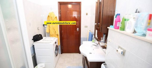 Apartamento de 3 divisões em Pineto, Italy N.º 145511 12