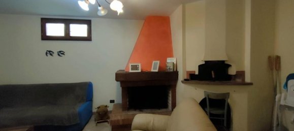 6 rooms Villa in Massa, Italy No. 80467 3