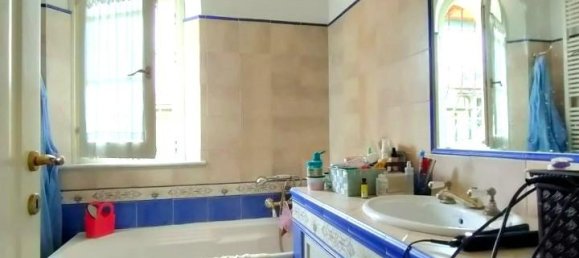 6 rooms Villa in Massa, Italy No. 80467 13