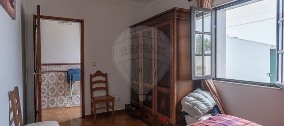 3 bedrooms House in Bencatel, Portugal No. 170827 17