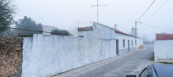 3 bedrooms House in Bencatel, Portugal No. 170827 2