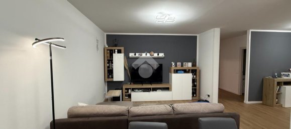 3 bedrooms Apartment in Roveré della Luna, Italy No. 43542 4