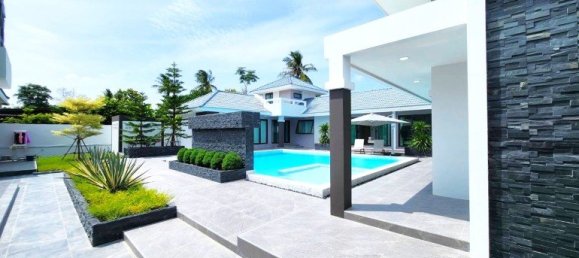 5 Schlafzimmer Haus in Pattaya, Thailand, Nr. 61447 3