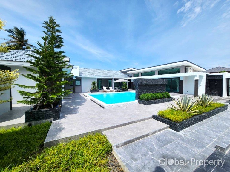 5 Schlafzimmer Haus in Pattaya, Thailand, Nr. 61447