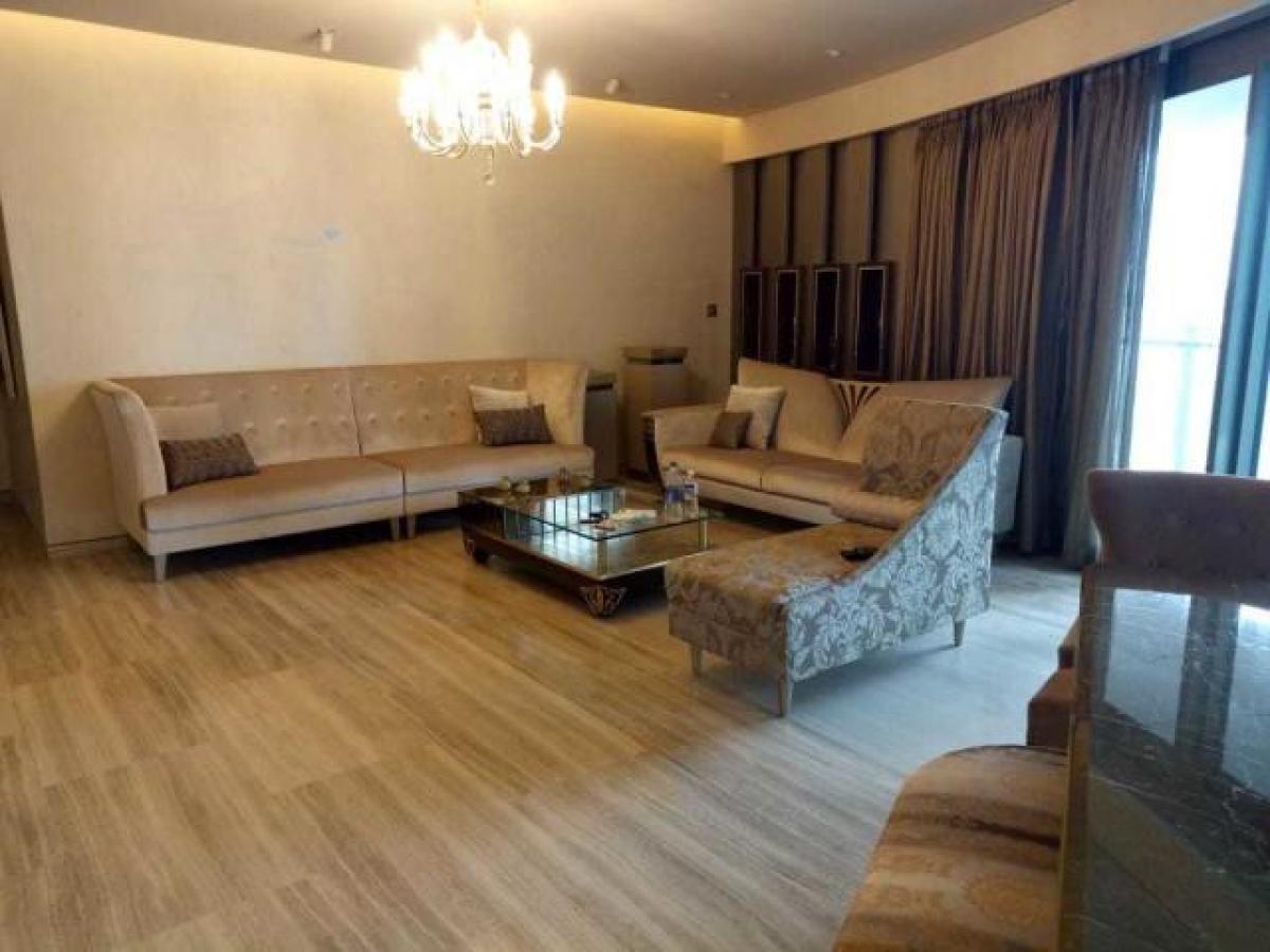 3 bedrooms House in Mumbai, India No. 10540