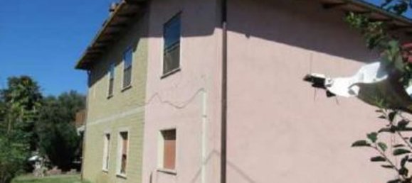 3 rooms Apartment in Perugia, Italy No. 42955 2