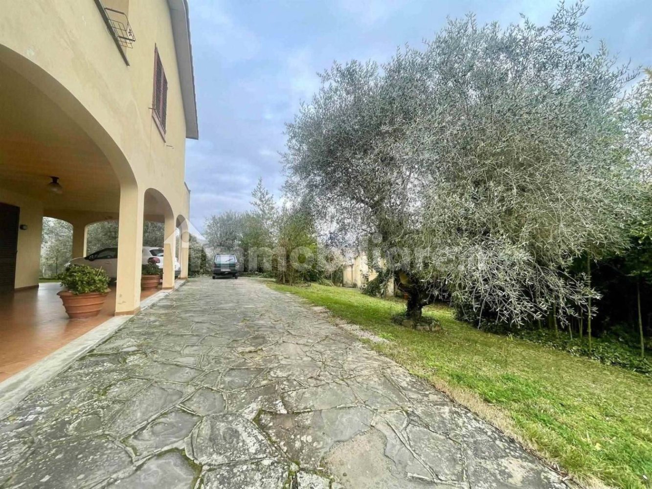 Villa de 5 dormitorios en Figline e Incisa Valdarno, Italy No. 133772