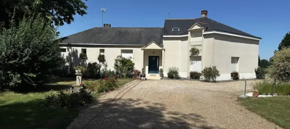 Casa de 5 dormitorios en Vernantes, France No. 296263 7