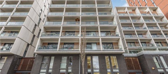 2 bedrooms Apartment in London, United Kingdom No. 8666 59