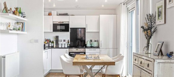 2 bedrooms Apartment in London, United Kingdom No. 8666 5