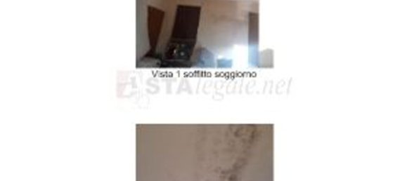 2-salle Appartement à Capriate San Gervasio, Italy No. 8594 5