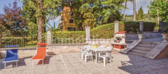 Villa de 2 dormitorios en Gardone Riviera, Italy No. 110407 6