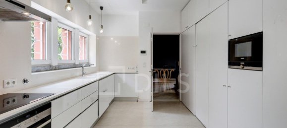 6 bedrooms House in Lisbon, Portugal No. 128991 25