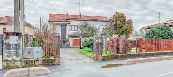 3غرفة شقة في Somma Lombardo, Italy رقم 237148 3