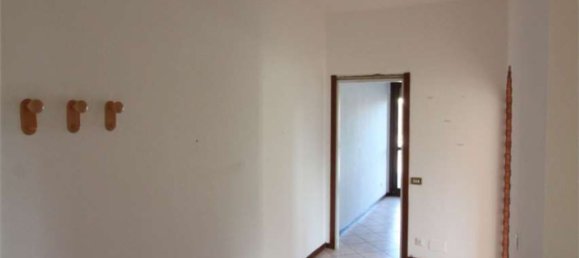 3غرفة شقة في San Fermo della Battaglia, Italy رقم 230188 20