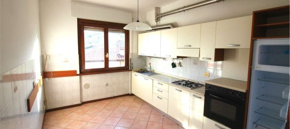 3غرفة شقة في San Fermo della Battaglia, Italy رقم 230188 34