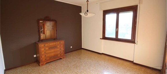 3غرفة شقة في San Fermo della Battaglia, Italy رقم 230188 10