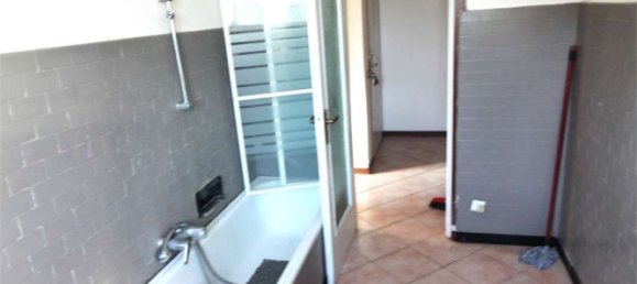 3غرفة شقة في San Fermo della Battaglia, Italy رقم 230188 12