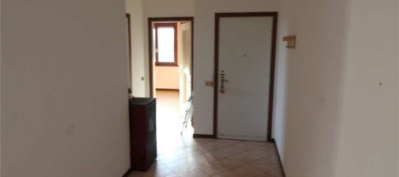 3غرفة شقة في San Fermo della Battaglia, Italy رقم 230188 15