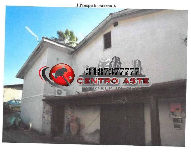 4 غرف نوم فيلا في Velletri, Italy رقم 368681